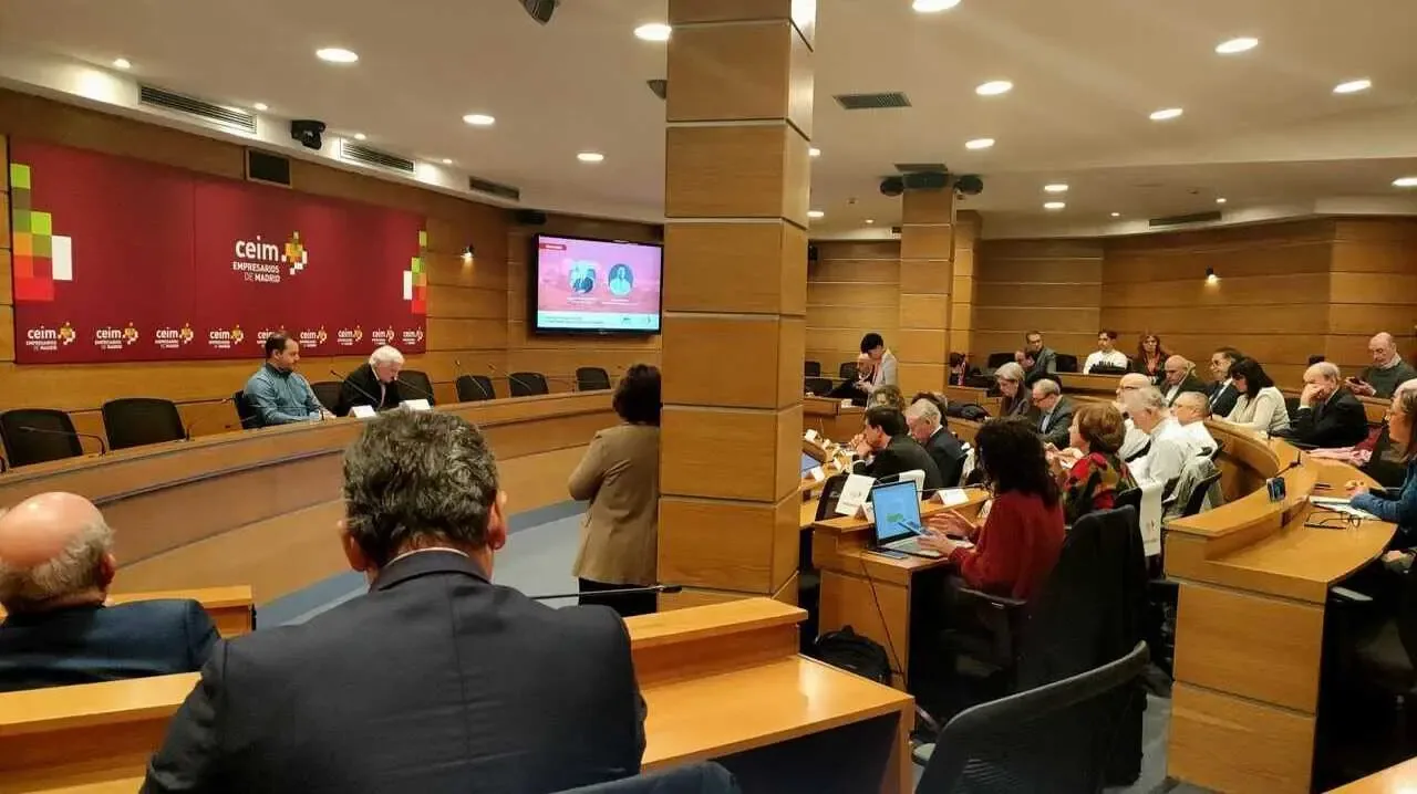 Asistentes a la jornada de CEIM sobre el futuro de la energía nuclear