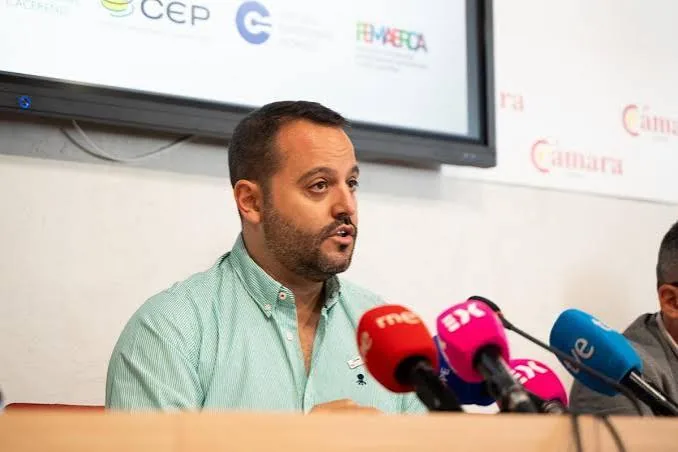 El comercio cacereño se moviliza por Almaraz